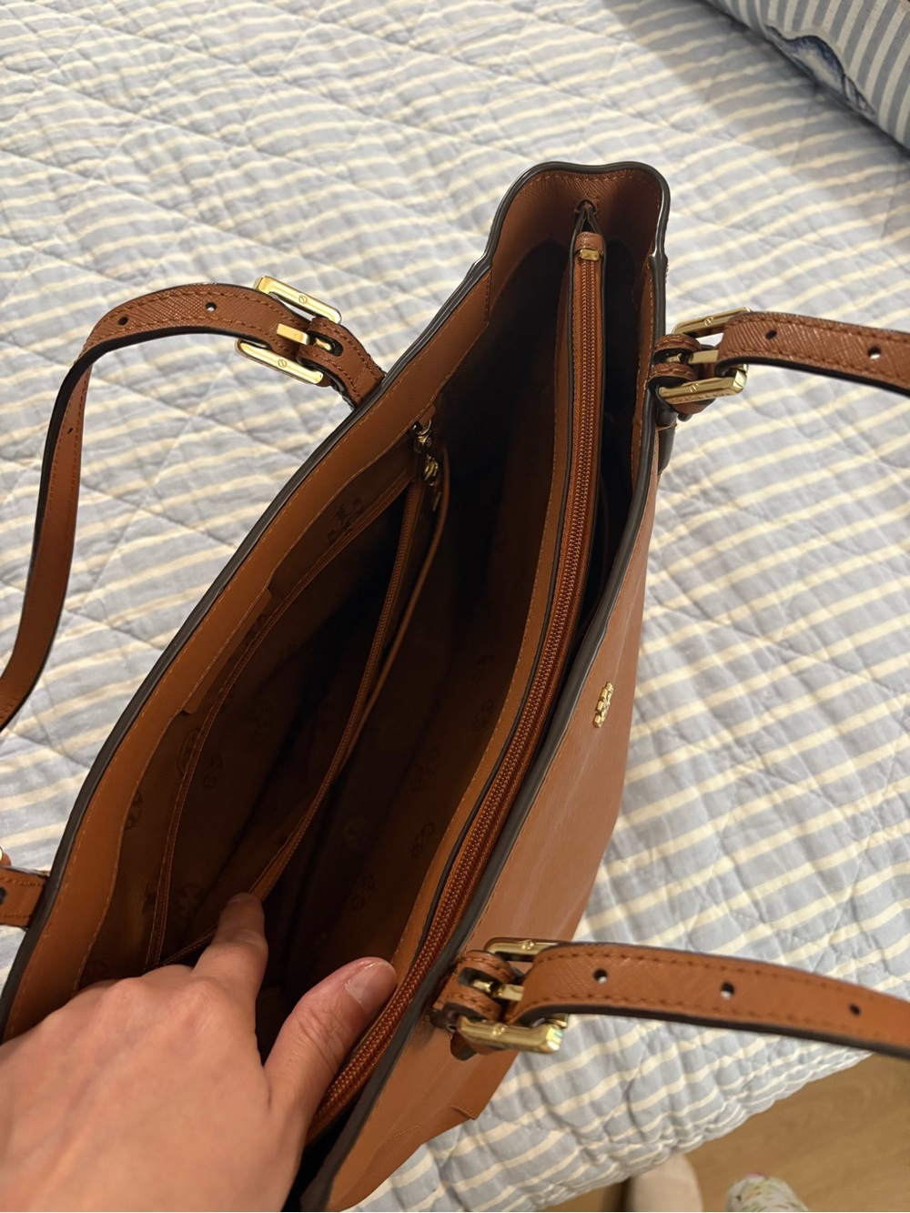 Tory Burch York Tote Bag - Small - Picture 7 of 10